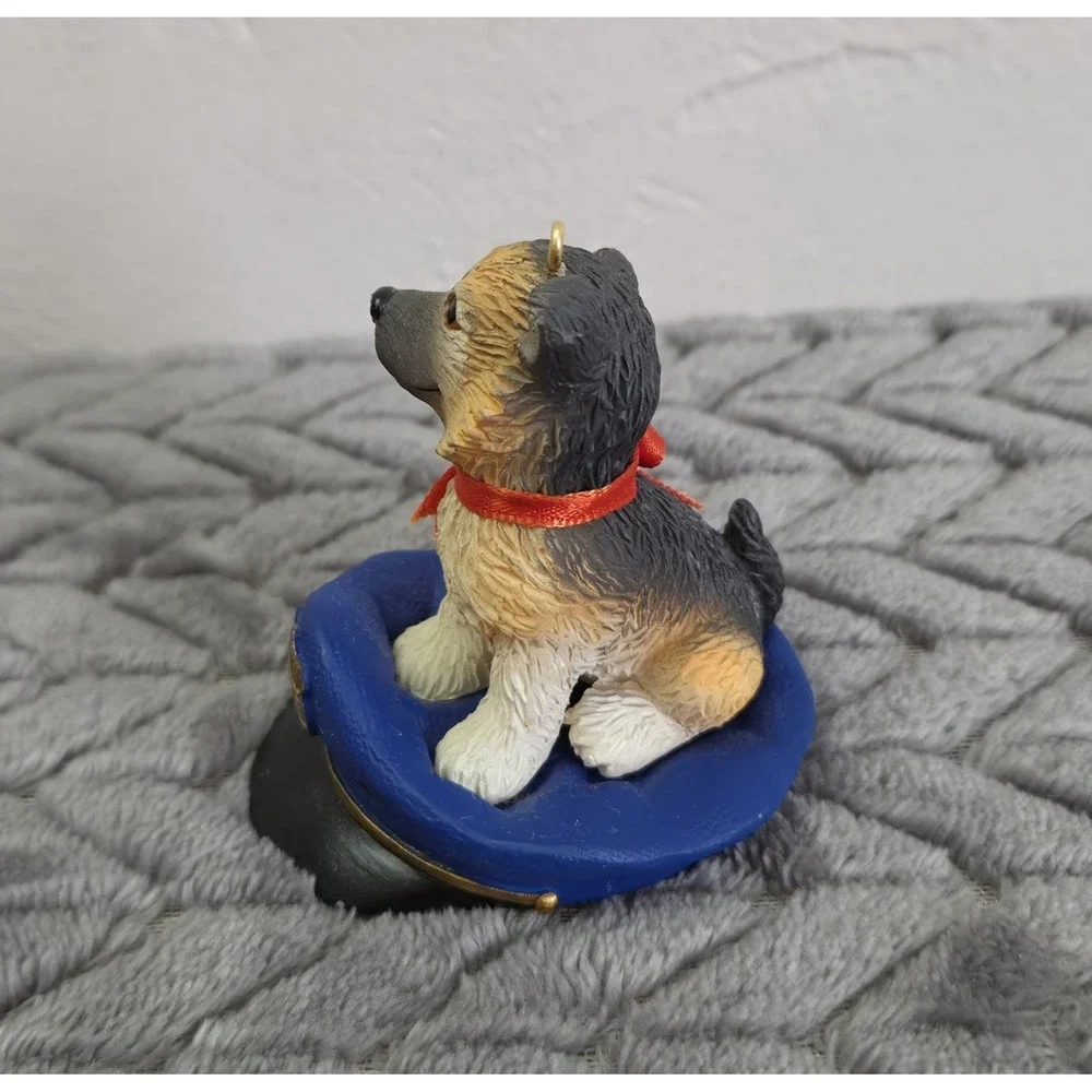 American Greetings Police Officer Puppy Sit On Hat 2007 Ornament Law Enforcement